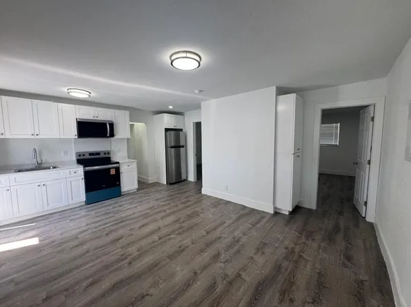 116 NW 2nd Ave #0, Hallandale, FL 33009