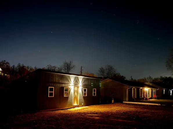 1433 Cc Dr, Ashland, KY 41102