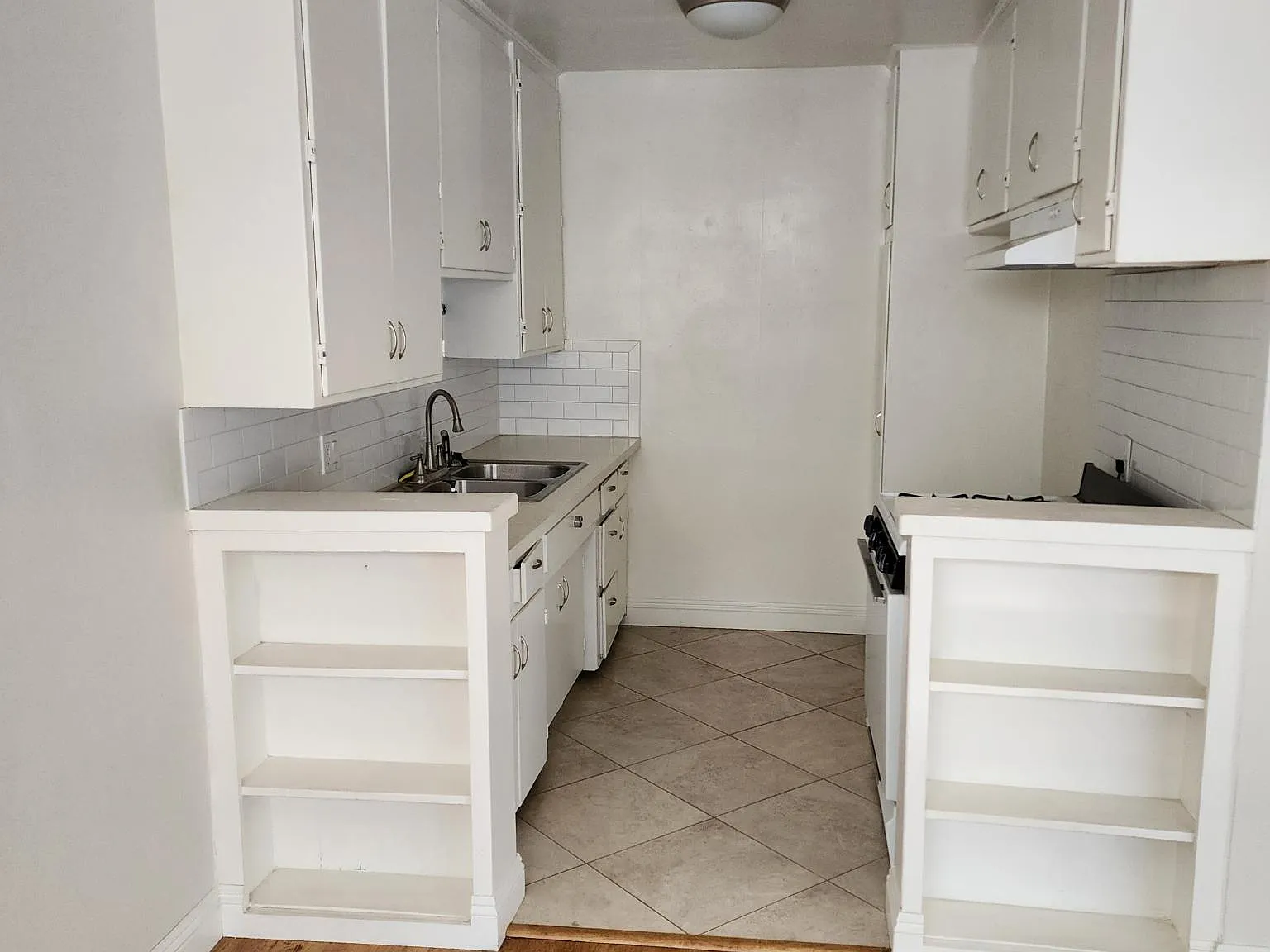 1 bed, 700 sqft, $1,450 — Photo 4