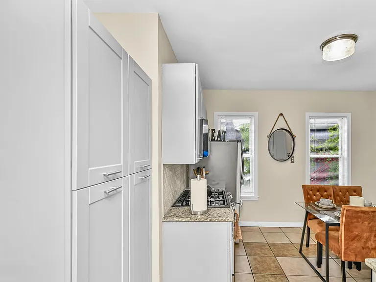 12 Ferndale St #2 — Photo 7