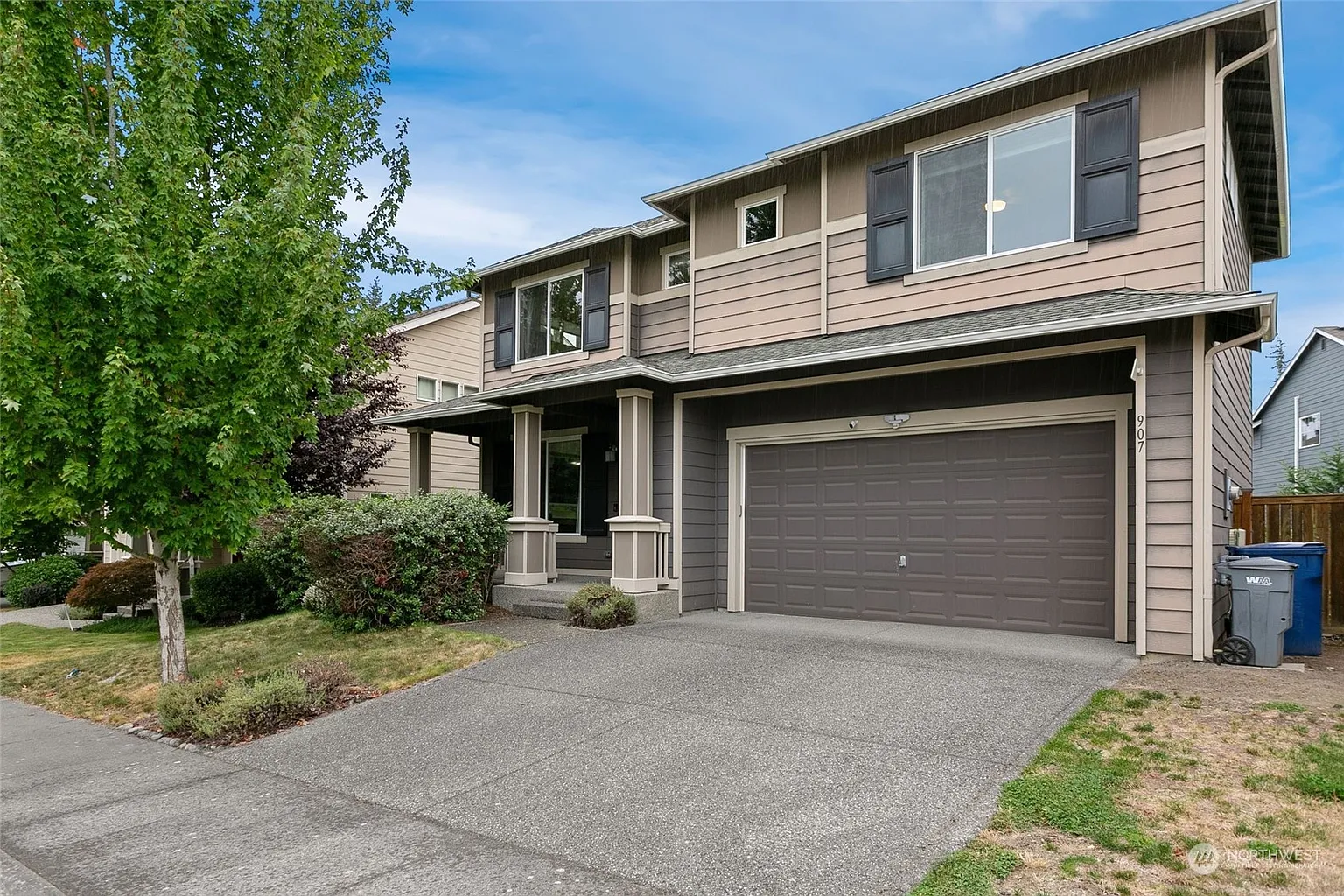 907 207th Street SW photo 1