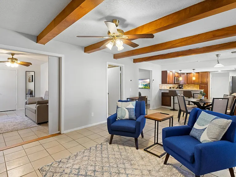 10217 Santa Paula Ave NE — Photo 11