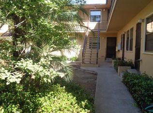 220 Park Ave APT 5, Long Beach, CA 90803