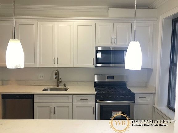 4th image of 4830 41st St APT 1R