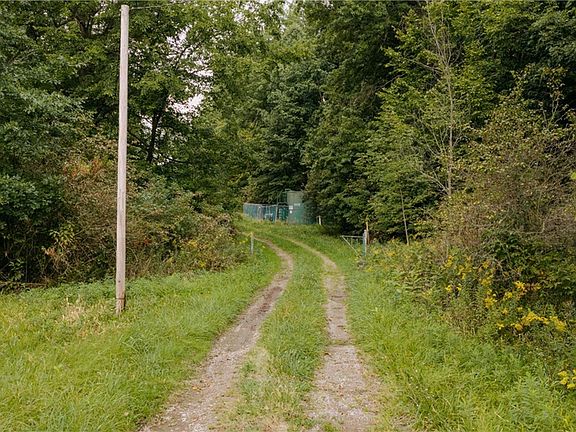 3rd image of 3777 Wayland Rd