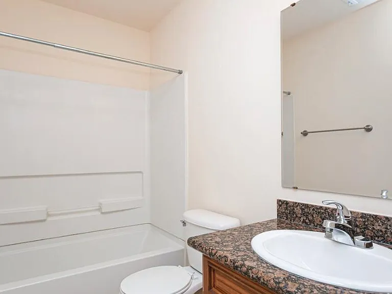 Regency at Metairie — Photo 5