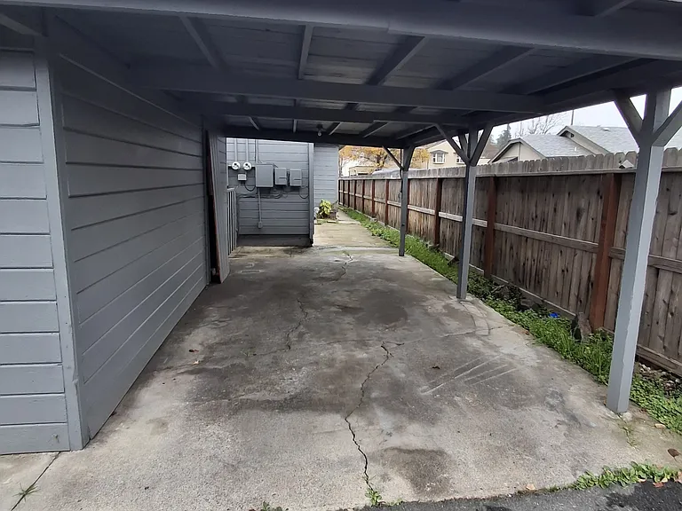309 Marie St — Photo 6