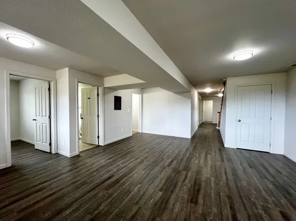 5204 Roza Hill Dr, Yakima, WA 98901