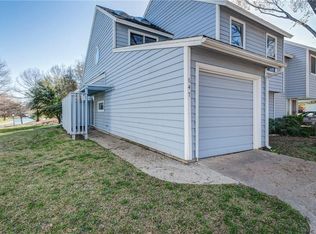 647 Cimarron Trl #647, Irving, TX 75063