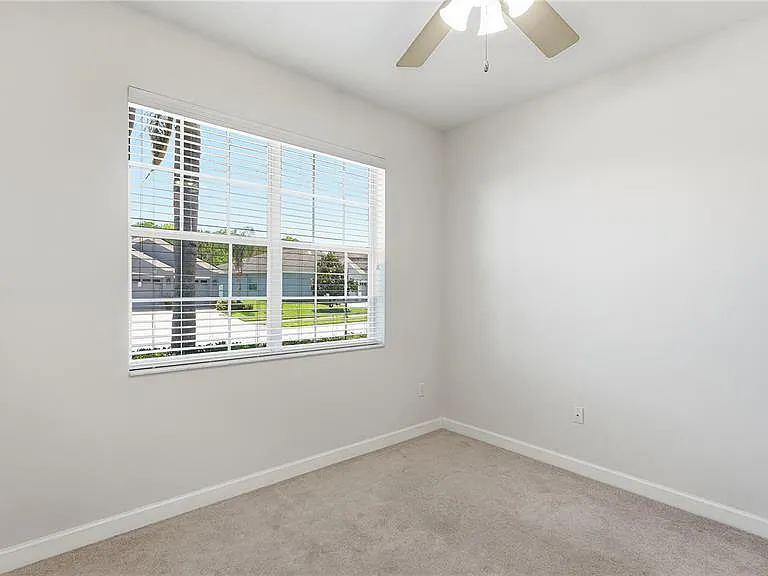2217 Crosston Cir — Photo 21