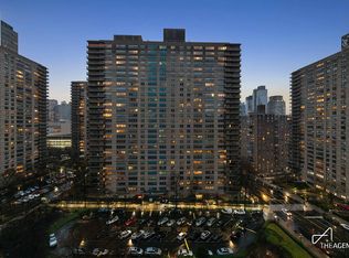 Lincoln Towers, New York, NY 10023