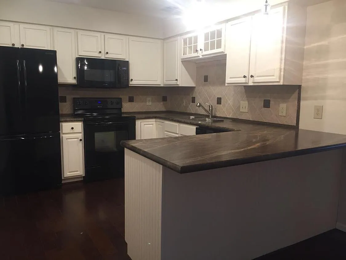 77 Mountaineer Ct photo 1