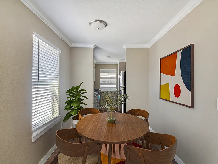 Elevate Apartments — Photo 28
