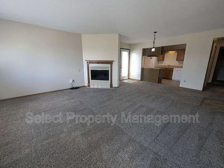 10915 Pine Mills Rd — Photo 3
