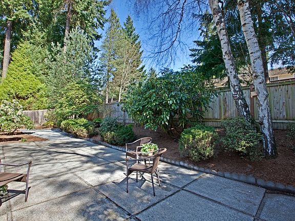 2nd image of 1346 151st Pl NE
