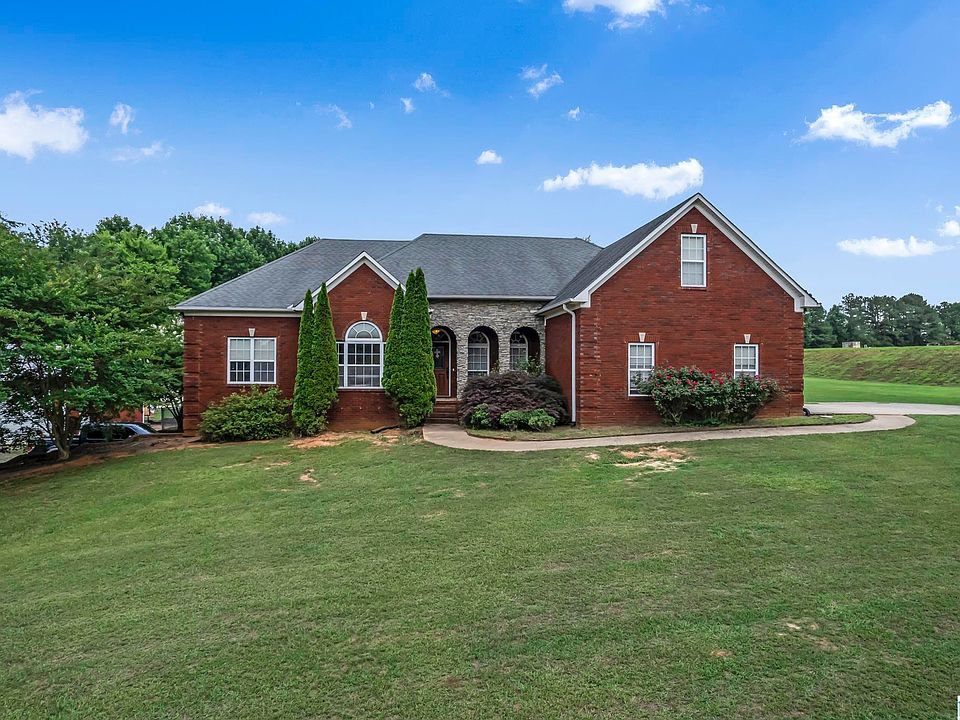 1st image of 192 Cherry Blossom Ln