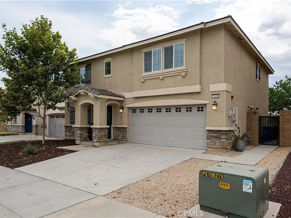 7470 Sleepy Creek Ave, Fontana, CA 92336