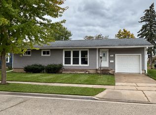 545 Maine Ave, Fond Du Lac, WI 54937