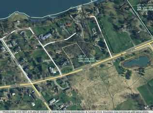 1258 County Road 3 Rd, Prince Edward County, ON K8N4Z1