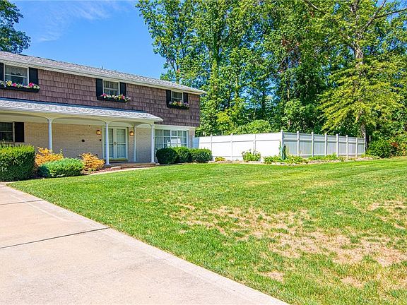 3rd image of 5620 Cherrywood Dr