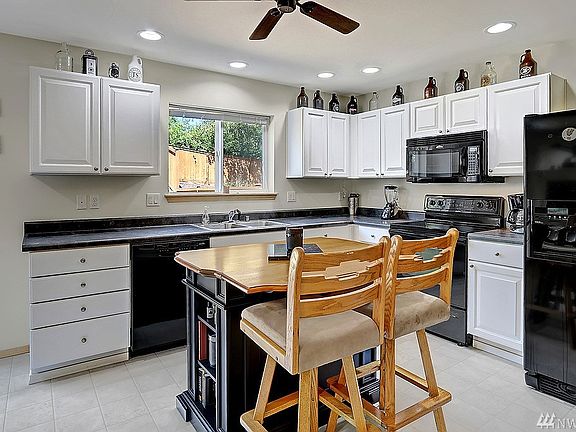 4th image of 21241 Nordby Dr NW