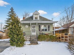 212 Troy St, Mississauga, ON L5G 1S7