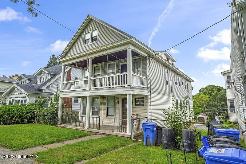 3rd image of 257 Manning Boulevard