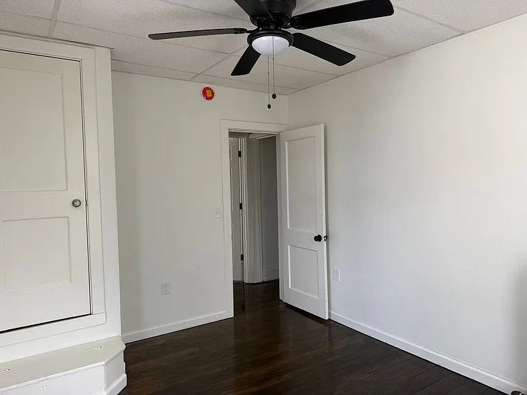 1038 Heath Street — Photo 14
