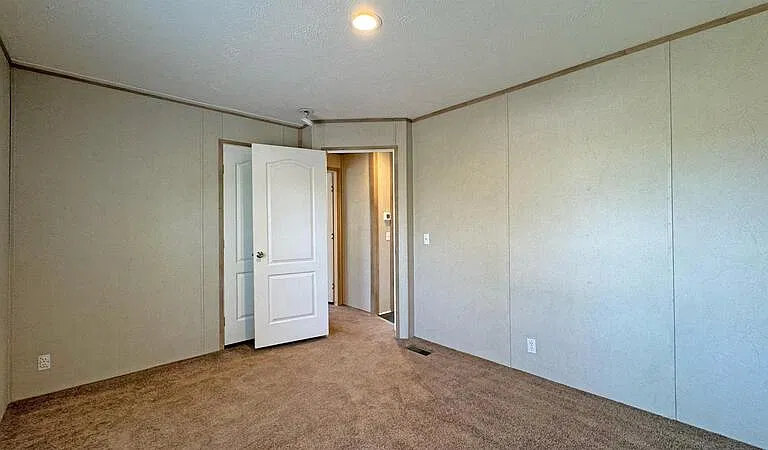 1501 Thompsonville Ln — Photo 20