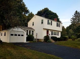 348 Stone St, Walpole, MA 02081