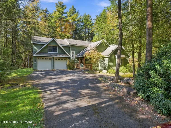 372 Brookside Dr, Brookside Dr, PA 18350
