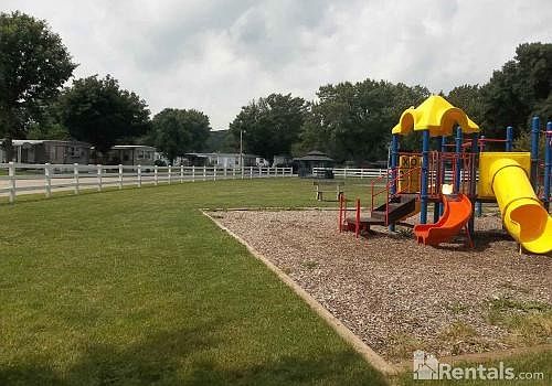4th image of 2507 214th St N Trlr 278