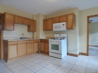 45 3rd St #3, Leominster, MA 01453