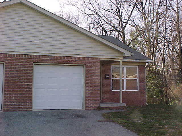 1st image of 418 & 420 Westbridge Dr
