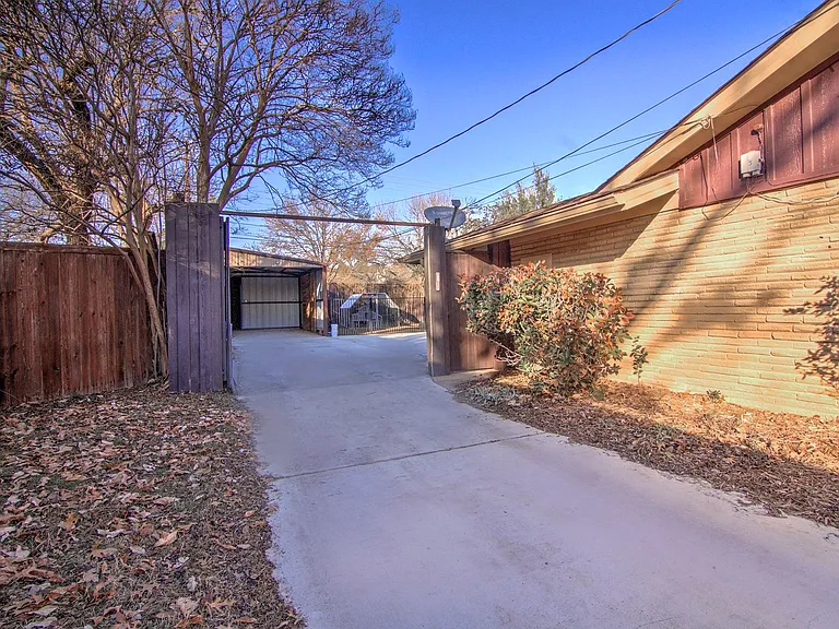 3763 Vinecrest Dr — Photo 38