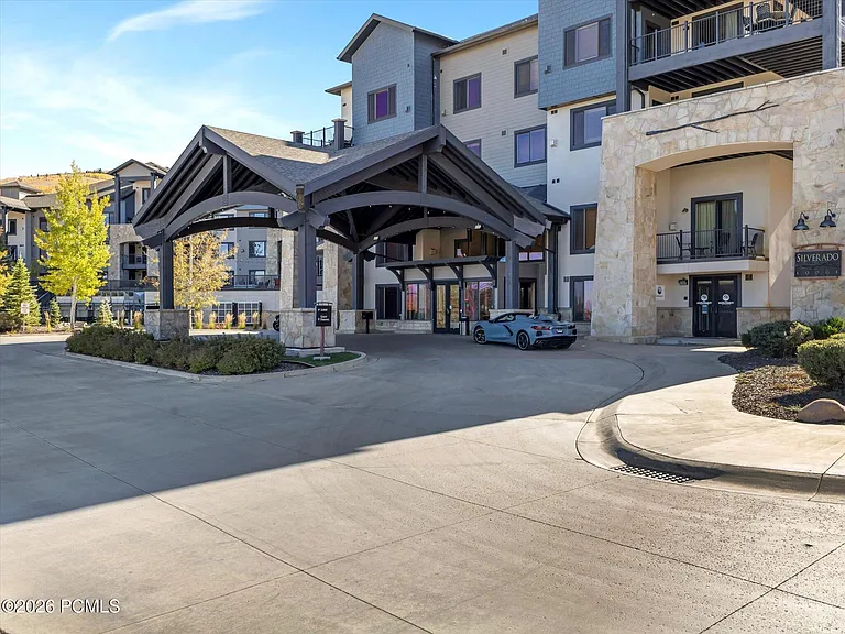 2669 Canyons Resort Dr #310 — Photo 2