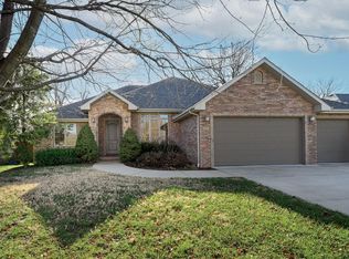 3692 W Broadmoor St, Springfield, MO 65807