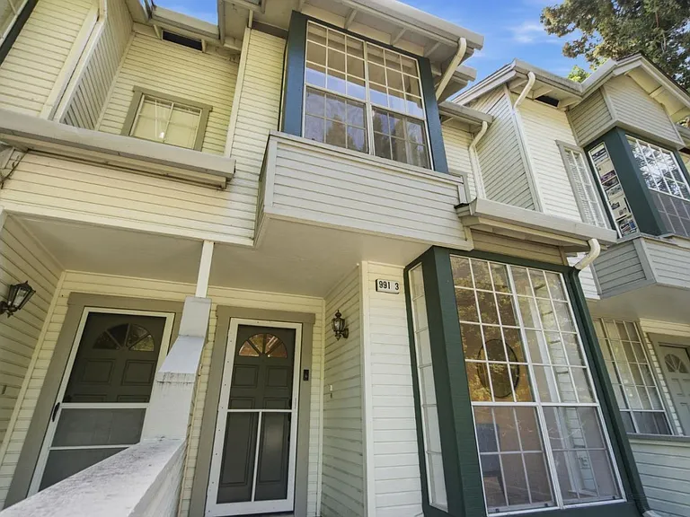 991 Belmont Ter #3 — Photo 4