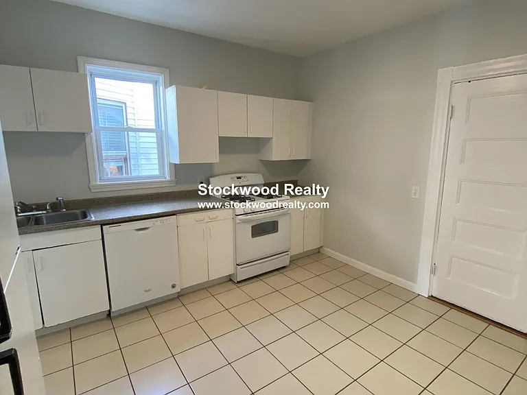 632 Dorchester Ave #3 — Photo 1