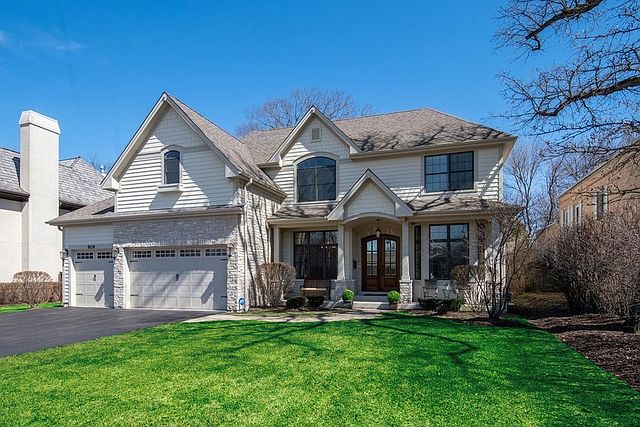 1st image of 909 Westcliff Ln