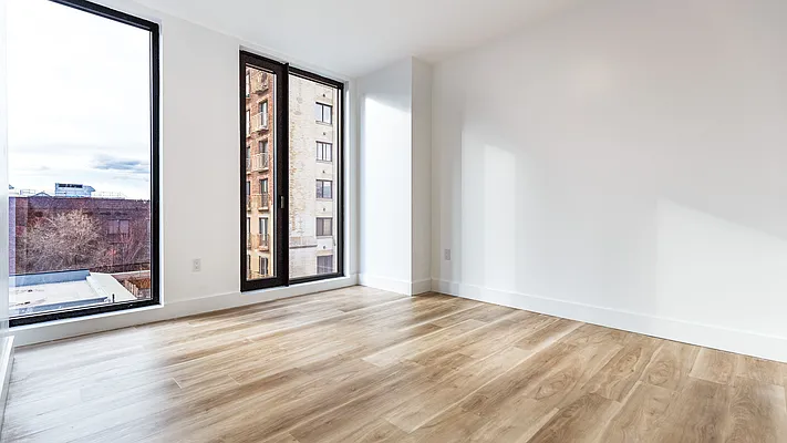 Rented by Nooklyn NYC LLC | media 43
