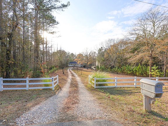 4th image of 42 Deer Pointe Ct