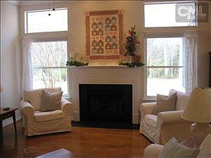 2nd image of 213 Autumn Knoll Dr