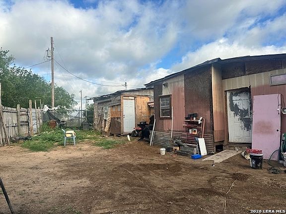 3rd image of 517 Avenue K