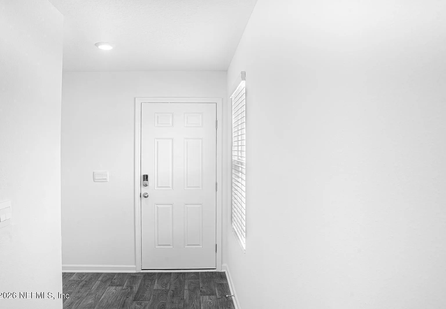 4 bed, 2.0 bath, 1490 sqft, $2,300 — Photo 3