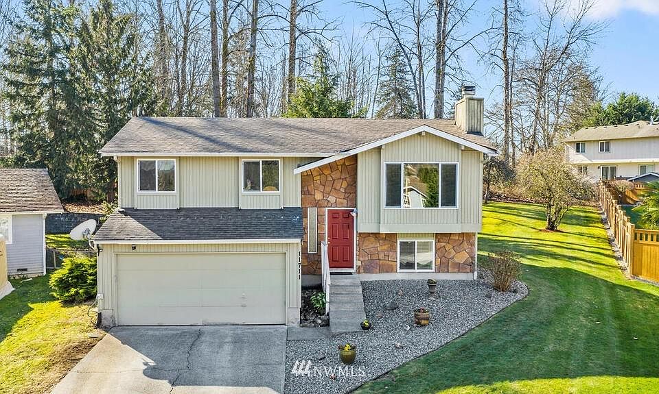 1st image of 11711 SE 225th Ct