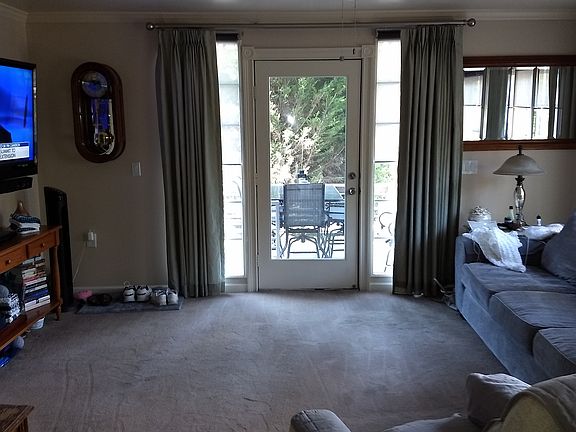 4th image of 364 Sunshine Dr