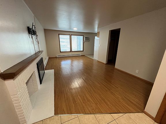 2nd image of 518 W 6th Ave APT 1