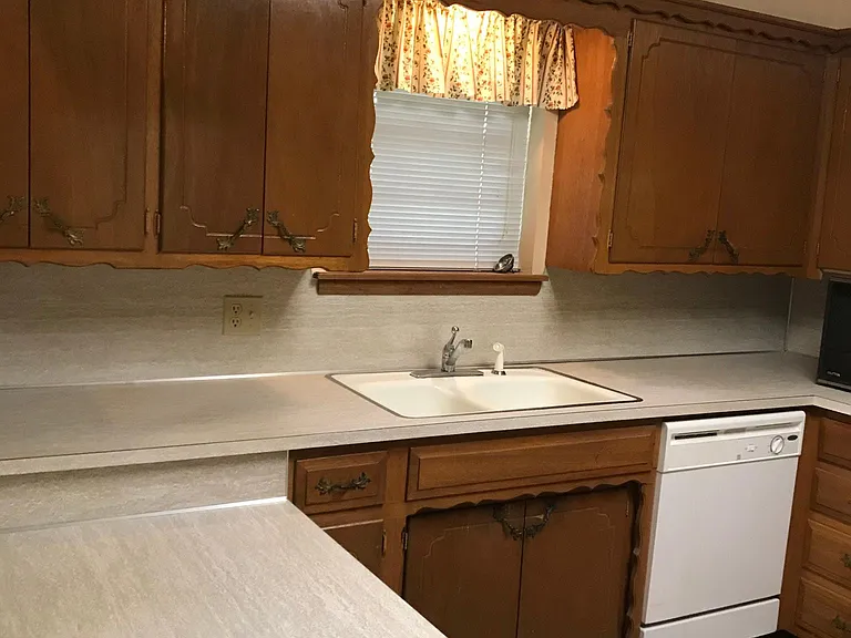 7105 S Linn Ave — Photo 8