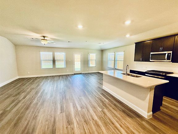 5th image of 659 Briar Dr